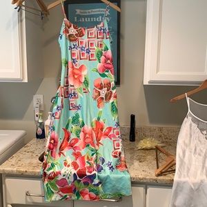 Natori gown floral size m